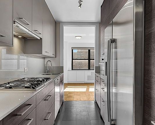 5th image of 185 W End Ave APT 25-L