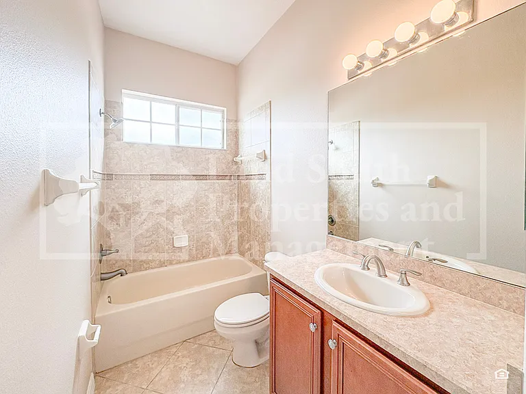 1762 Altavista Cir — Photo 38