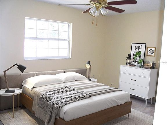 4th image of 701 Laurel Way