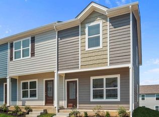 8064 Logan Dr, La Vergne, TN 37086