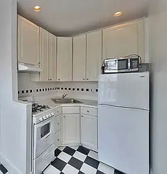 Rented by CitySites Real Estate Group