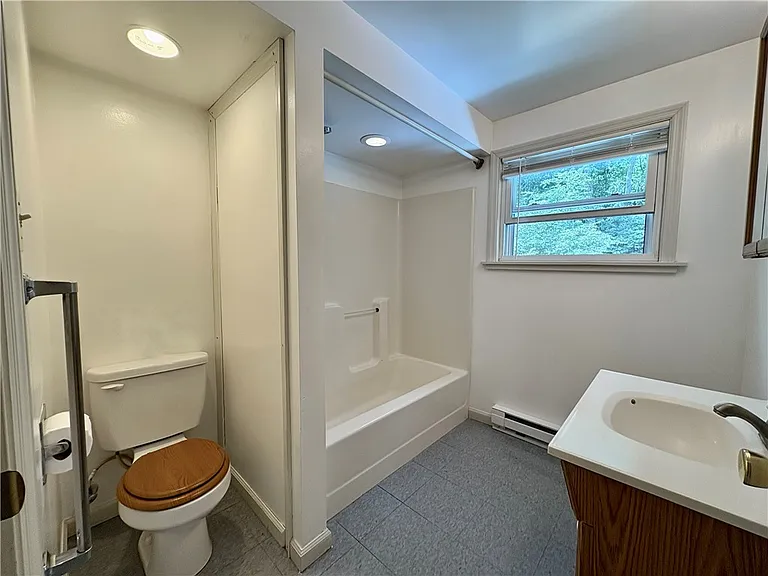 216 Pleasantview Dr — Photo 16