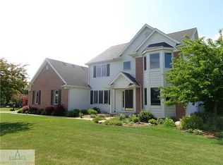 3363 Hidden Ridge Dr, Dewitt, MI 48820