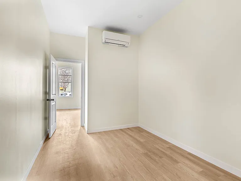 62-08 68th Ave #1L — Photo 3