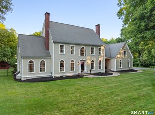 14 Bittersweet Way, Stonington, CT 06378