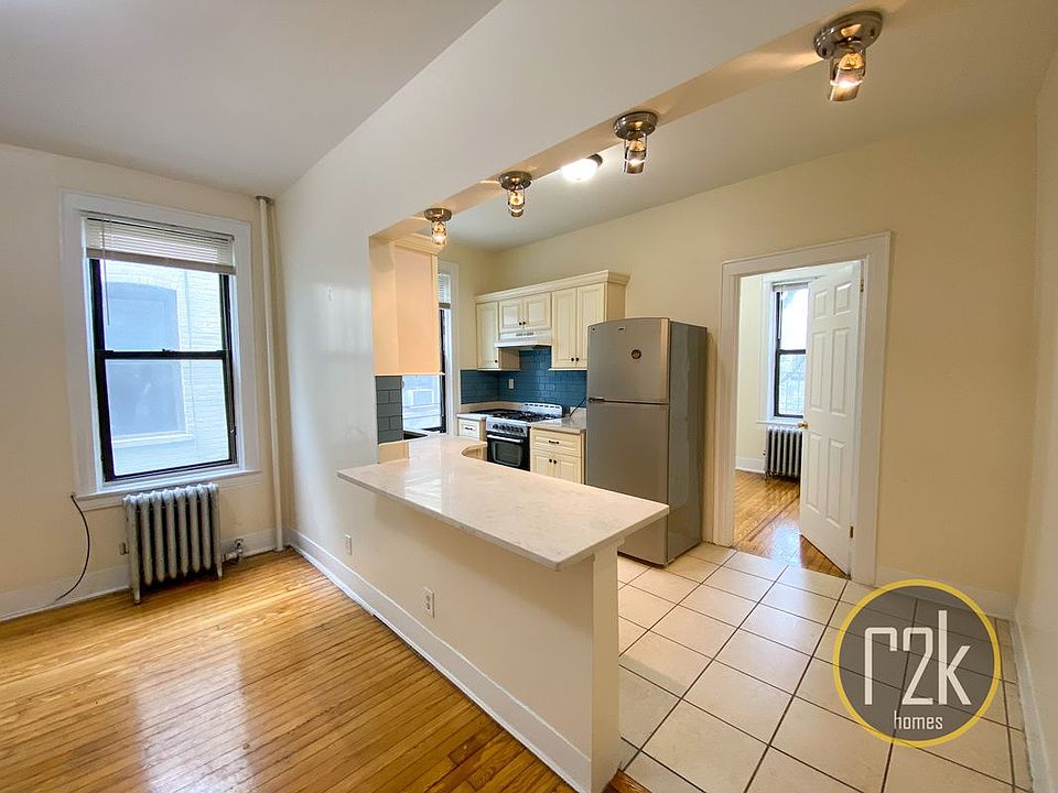 1st image of 25-13 30th Ave #2R