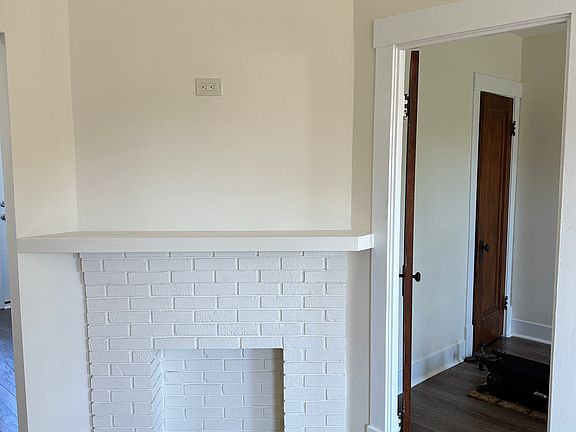 2nd image of 2290 Elmwood Ave APT 13