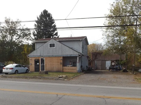 3280 Niles Rd SE, Warren, OH 44484