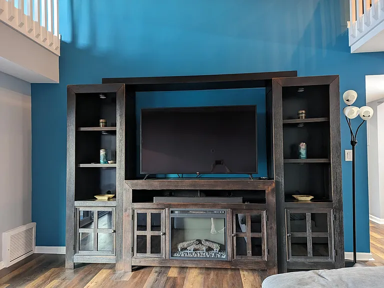 2445 Riverside Dr #302 — Photo 12