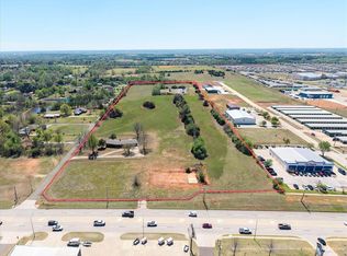 201 S Monocoupe Ln, Mustang, OK 73064