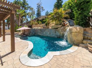 1690 Mountain Pass Cir, Vista, CA 92081