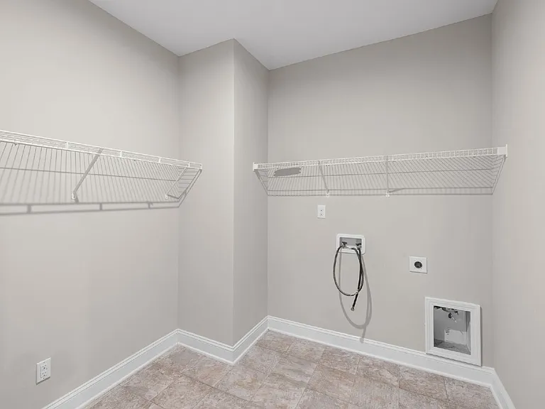 1021 Talbot Pl — Photo 17