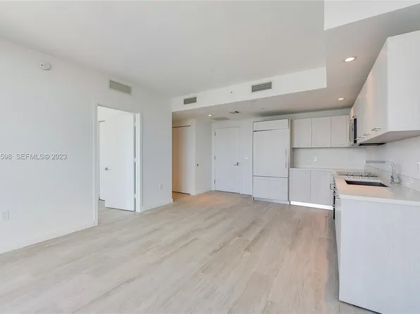 (undisclosed Address), Miami, FL 33130