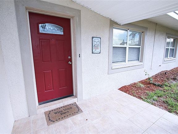 2nd image of 973 Sunrise Dr
