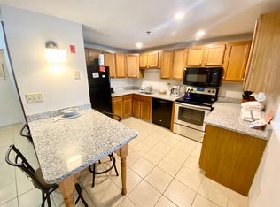 1373 Post Rd #8B, Wells, ME 04090