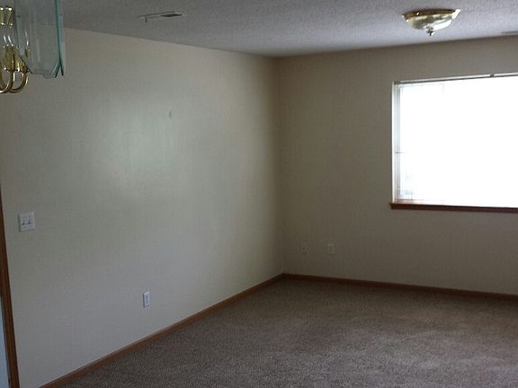 2nd image of 145 Sugar Creek Ln APT 2