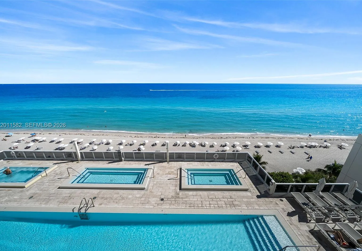 Beach Club Two Condo — Photo 1