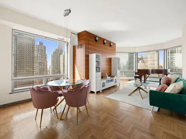 301 West 57th Street 27A image 2 of 8
