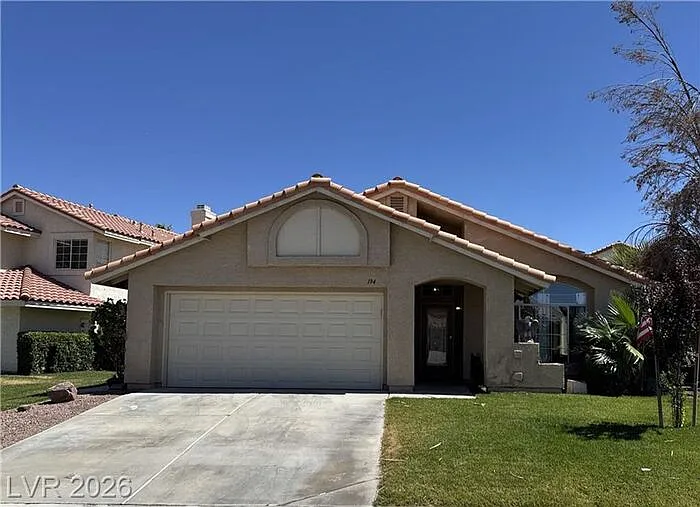 3 bed, 2.0 bath, 1645 sqft, $2,187 — Photo 1