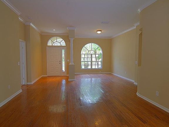 2nd image of 15408 Heathridge Dr