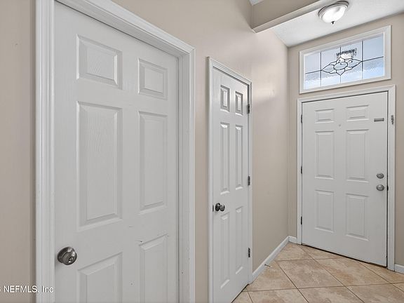 3rd image of 2454 AMBROSIA Drive