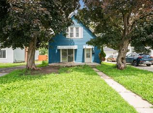 109 5th St NE, Stewartville, MN 55976