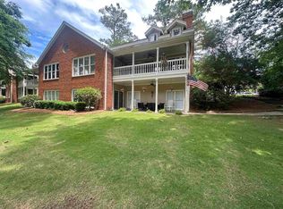 1073B Clubhouse Ln, Greensboro, GA 30642