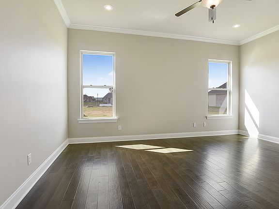 5th image of 13417 Belle Reine Dr