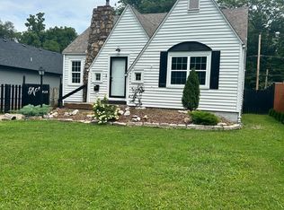 1828 S Kings Ave, Springfield, MO 65807