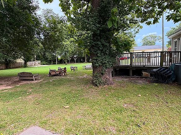 3rd image of 1607 Angier Ave