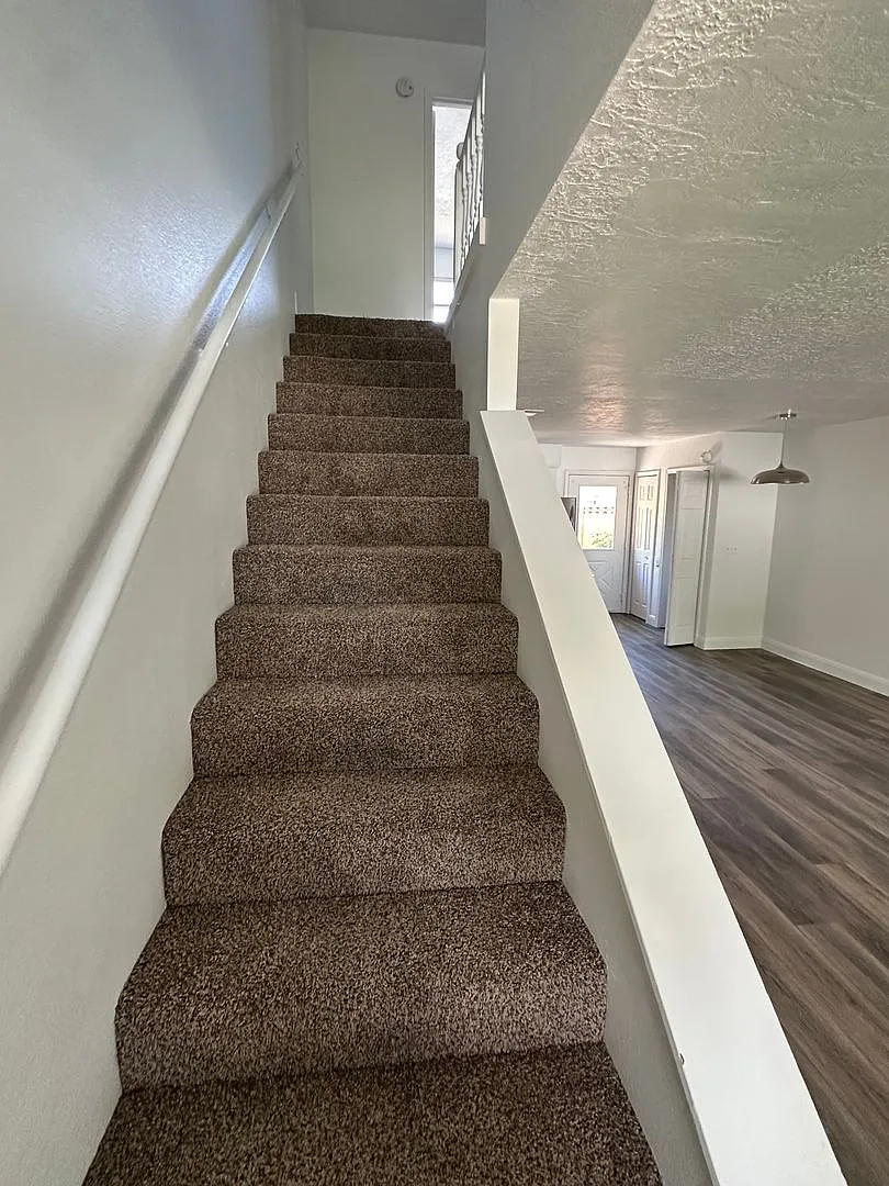 Apartment in Colorview — Photo 4