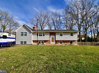 8709 Lea Ln, Alexandria, VA 22309