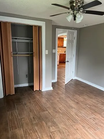 6710 Phillips Ln — Photo 5
