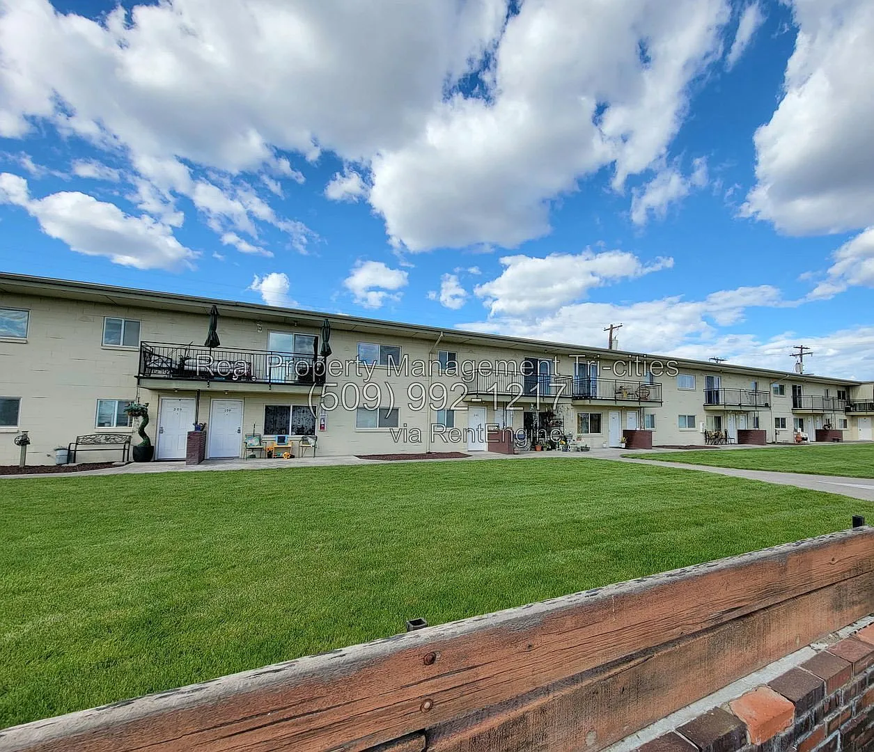 2 bed, 1.0 bath, 812 sqft, $1,345 — Photo 1