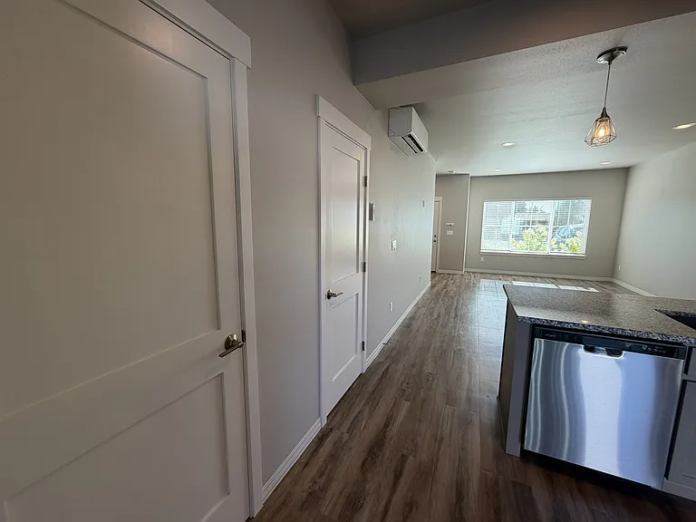 6001 Barge St #105 — Photo 5