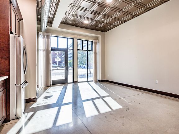 4th image of 315 S 11th St #1
