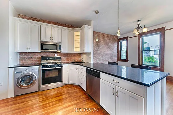 Sold by Town Residential | media 2