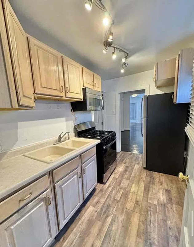 2 bed, 648 sqft, $1,195 — Photo 3