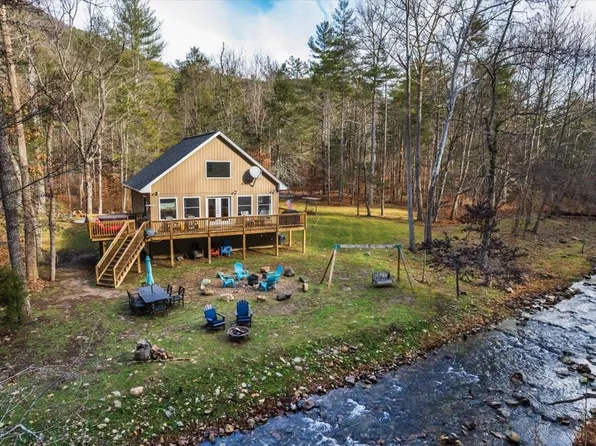 17420 Sun Valley Dr, Elkton, VA 22827