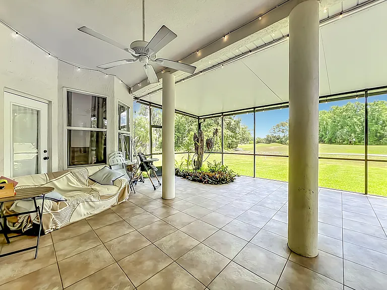 2125 Emerald Green Cir — Photo 51