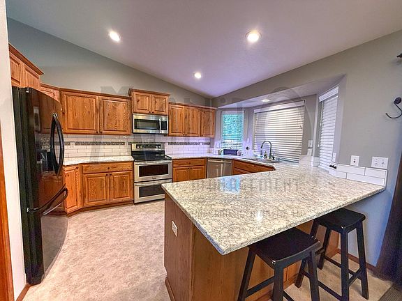 5th image of 6315 S Terre Vista St