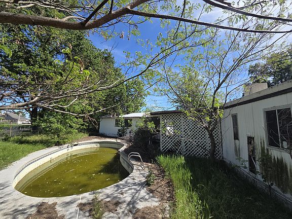 4th image of 5419 Shady Ln