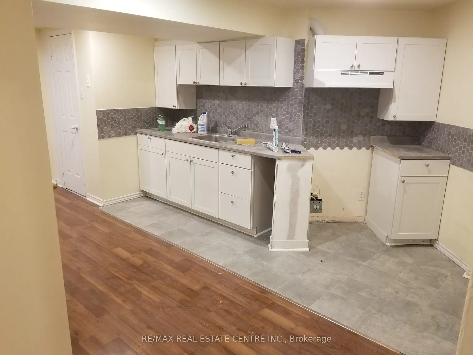 3 bed, $2,199 — Photo 4