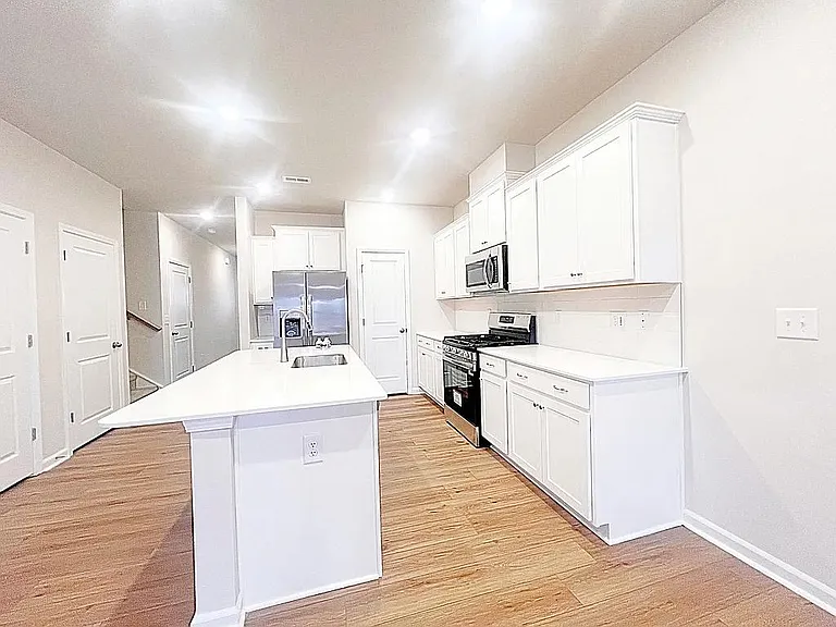 9 Vine House Dr — Photo 5