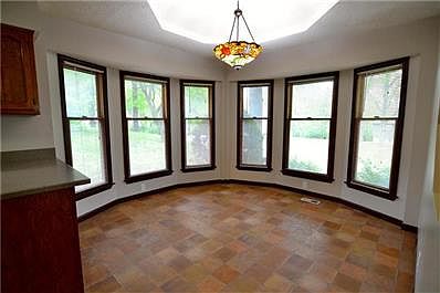 5th image of 6242 N Robinhood Ln