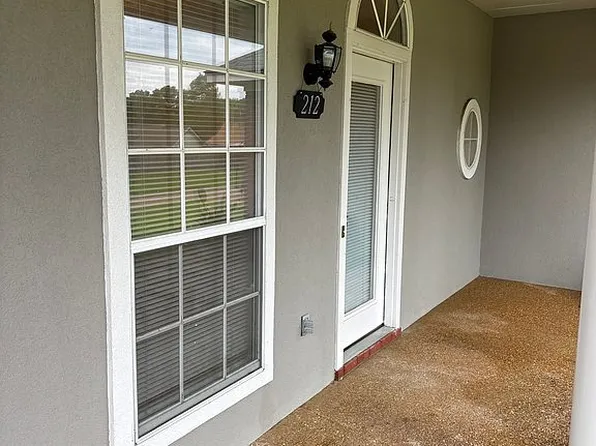 212 Hawthorne Dr, Madison, MS 39110