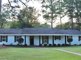 618 Elm Ave NW, Magee, MS 39111