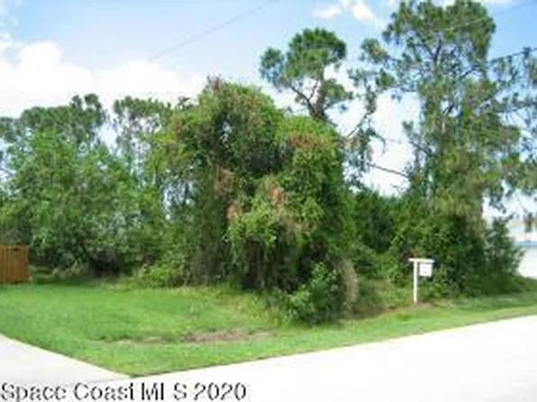 1091 Cordova St SE, Palm Bay, FL 32909