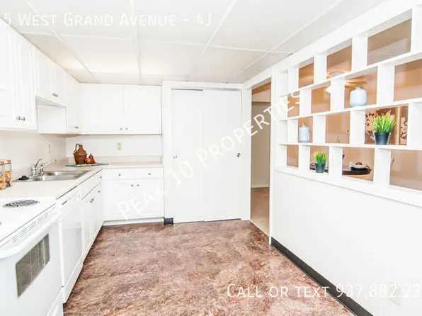 Rockwood Apartments
