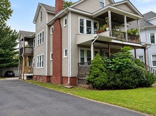 354-356 White St, Springfield, MA 01108